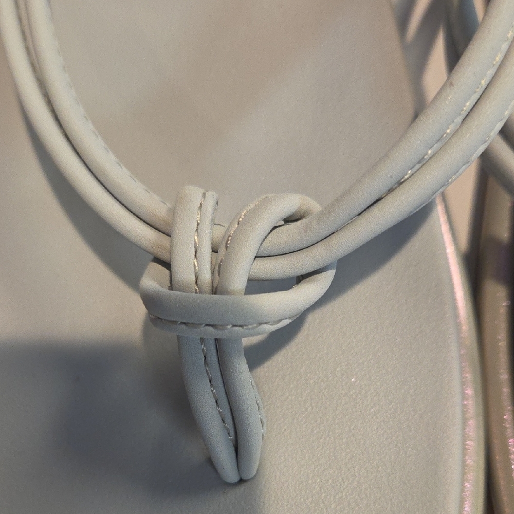 OluKai AKA Women's Soft Gray Sandals - Picture 2 of 5